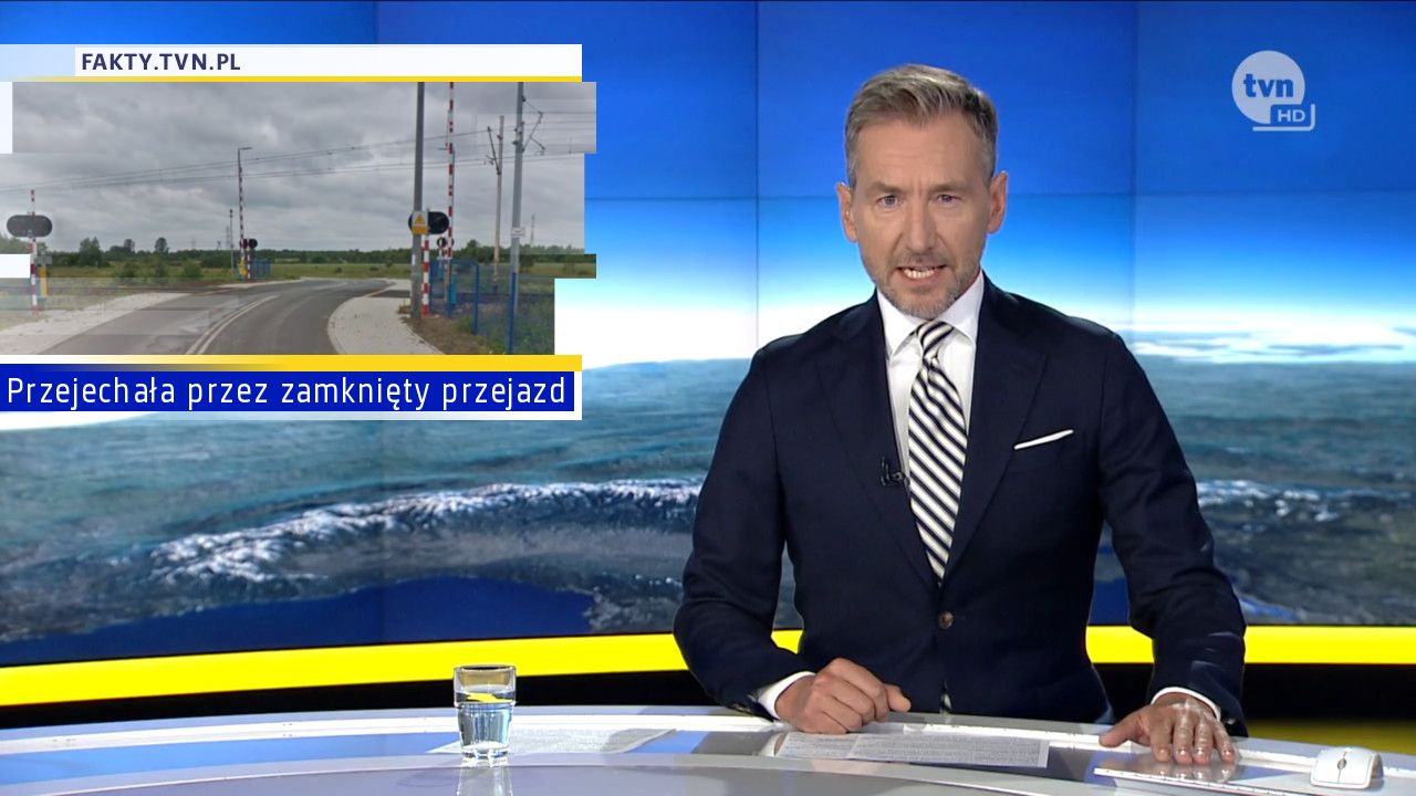 Przejechała przez zamknięty przejazd 