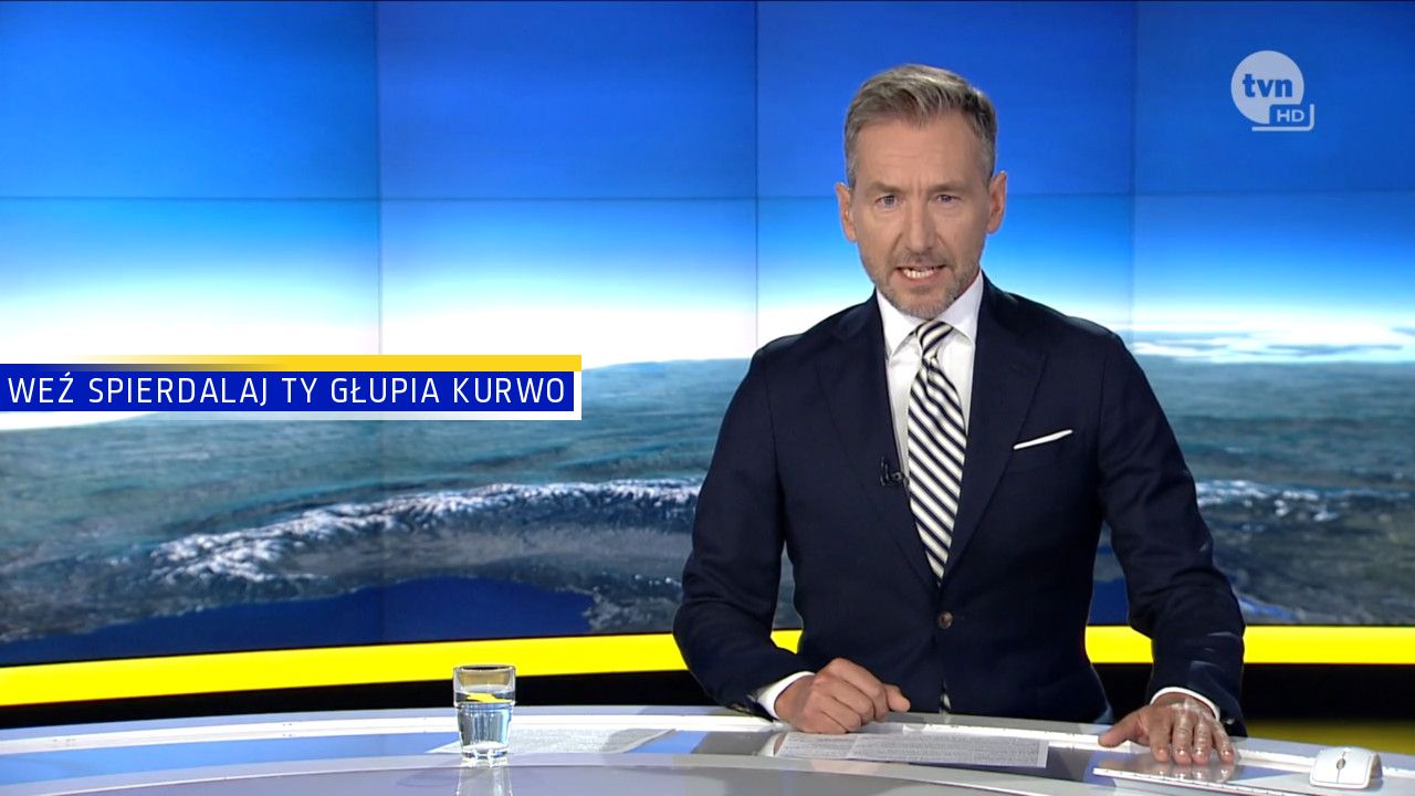 WEŹ SPIERDALAJ TY GŁUPIA KURWO