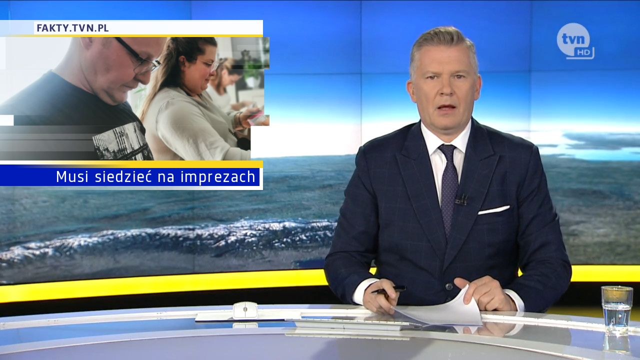 Musi siedzieć na imprezach 