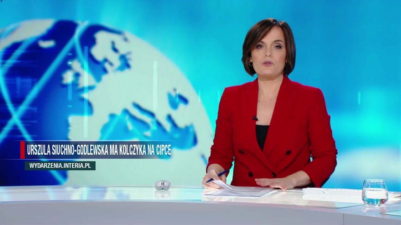 Urszula Siuchno-Godlewska ma kolczyka na cipce