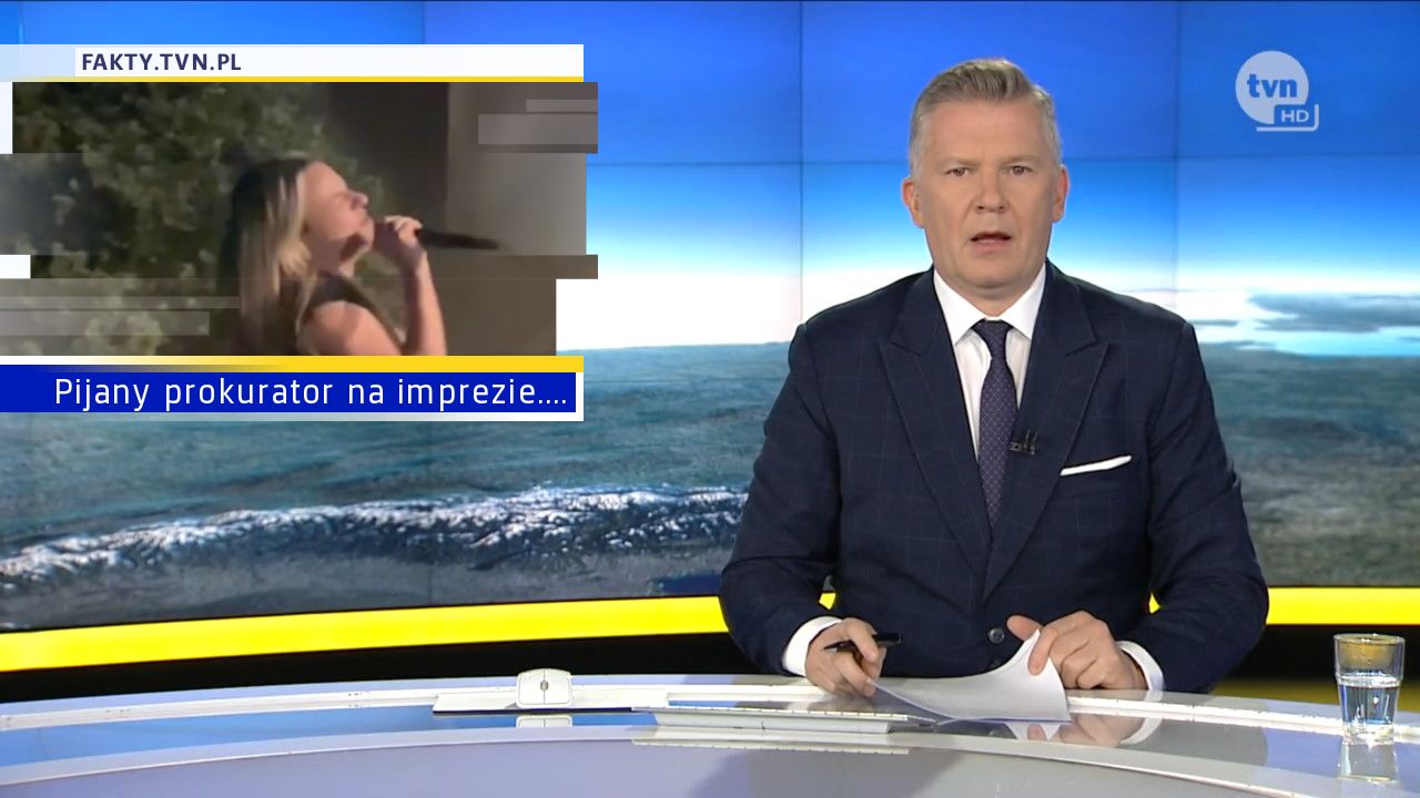 Pijany prokurator na imprezie....