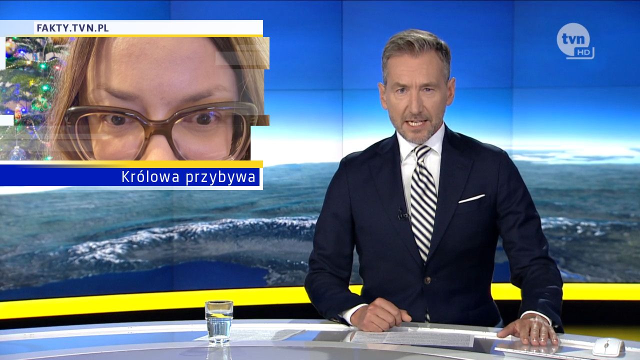   Królowa przybywa 