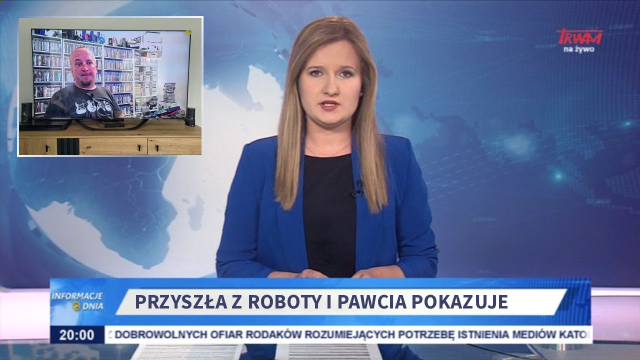 Przyszła z roboty i Pawcia pokazuje